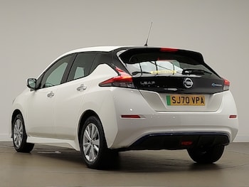 Used Nissan Leaf 2020 for sale - 77337958: Photo