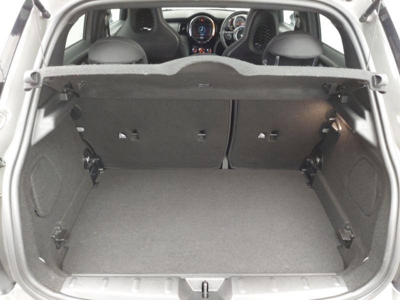 Used MINI Hatch 2020 for sale - 76365363: Photo 8