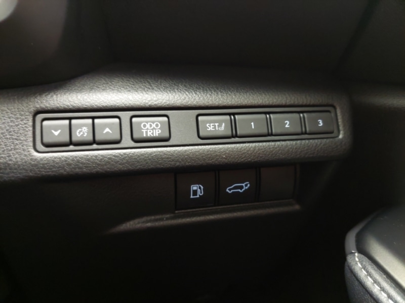 Used Lexus LBX 2024 for sale - 76970459: Photo 16