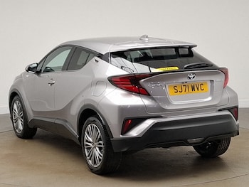 Used Toyota C-HR 2021 for sale - 78040662: Photo
