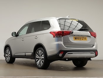 Used Mitsubishi Outlander 2019 for sale - 77311754: Photo