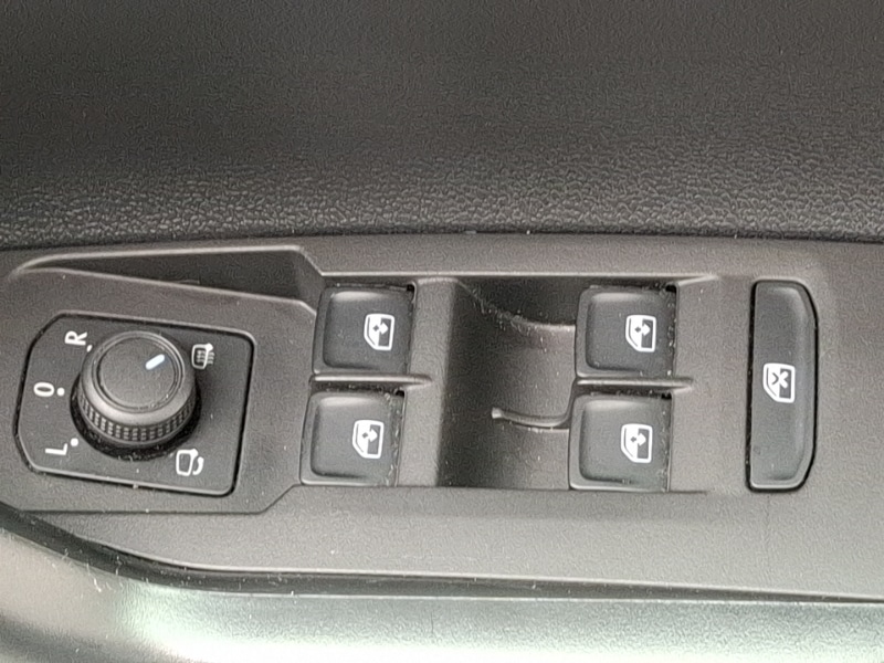 Used Volkswagen Polo 2023 for sale - 76822190: Photo 19