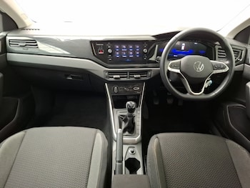 Used Volkswagen Polo 2023 for sale - 76822190: Photo