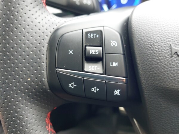 Used Ford Kuga 2022 for sale - 76233715: Photo 14