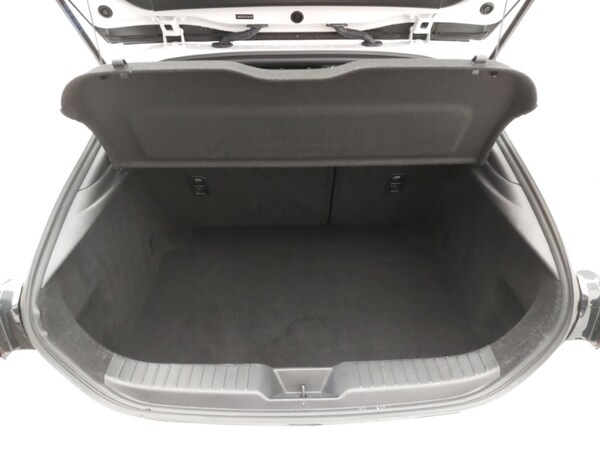 Used Mazda Mazda3 2023 for sale - 76221300: Photo 8