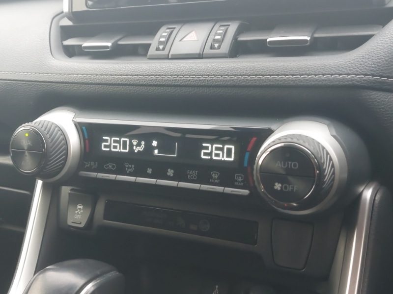 Used Toyota RAV4 2021 for sale - 77663911: Photo 14