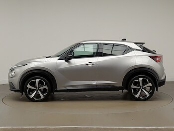 Used Nissan Juke 2022 for sale - 77300104: Photo