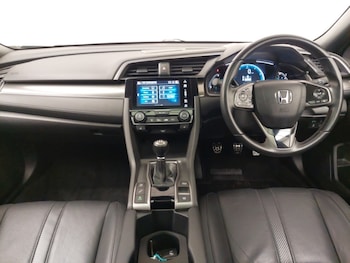 Used Honda Civic 2019 for sale - 77630260: Photo