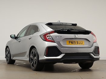 Used Honda Civic 2019 for sale - 77630260: Photo