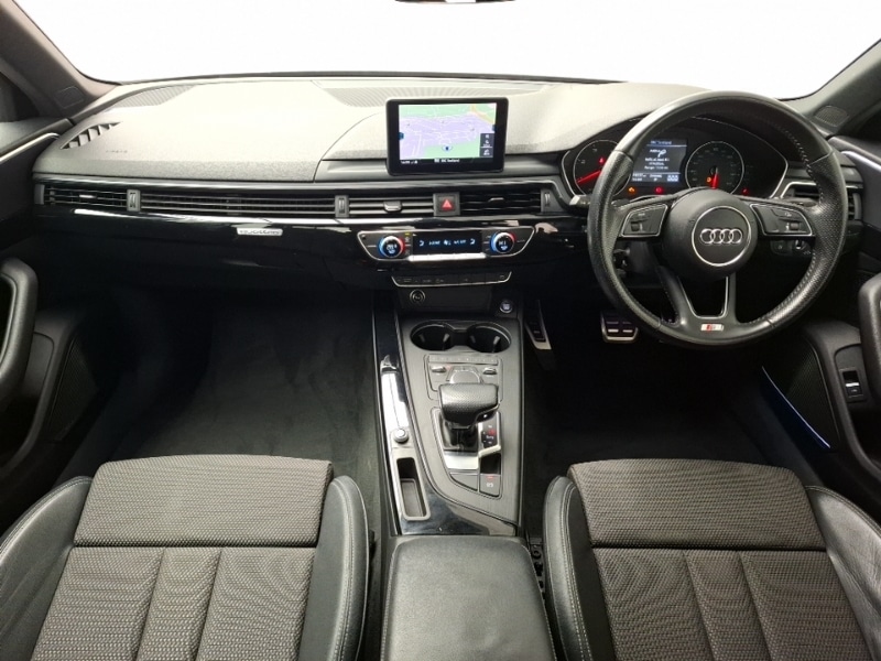 Used Audi A4 2017 for sale - 77832262: Photo 2