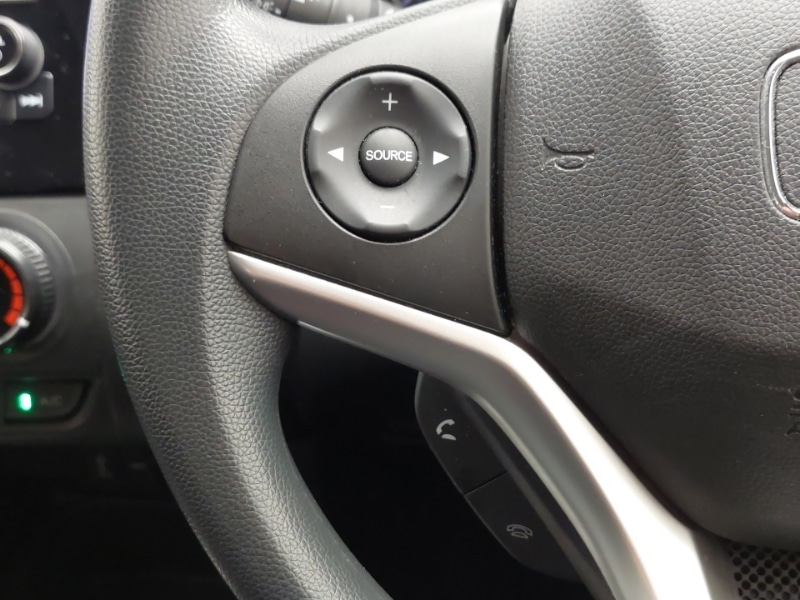 Used Honda Jazz 2019 for sale - 76331525: Photo 18