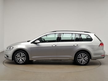 Used Volkswagen Golf 2019 for sale - 79546446: Photo