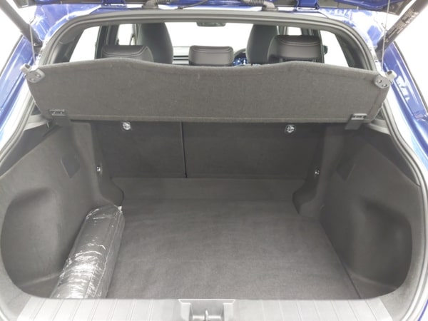 Used Lexus LBX 2024 for sale - 76166155: Photo 8