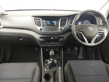 Used Hyundai TUCSON 2017 for sale - 77531227: Photo