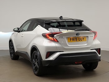 Used Toyota C-HR 2019 for sale - 77999470: Photo