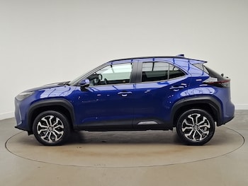 Used Toyota Yaris Cross 2023 for sale - 79581424: Photo