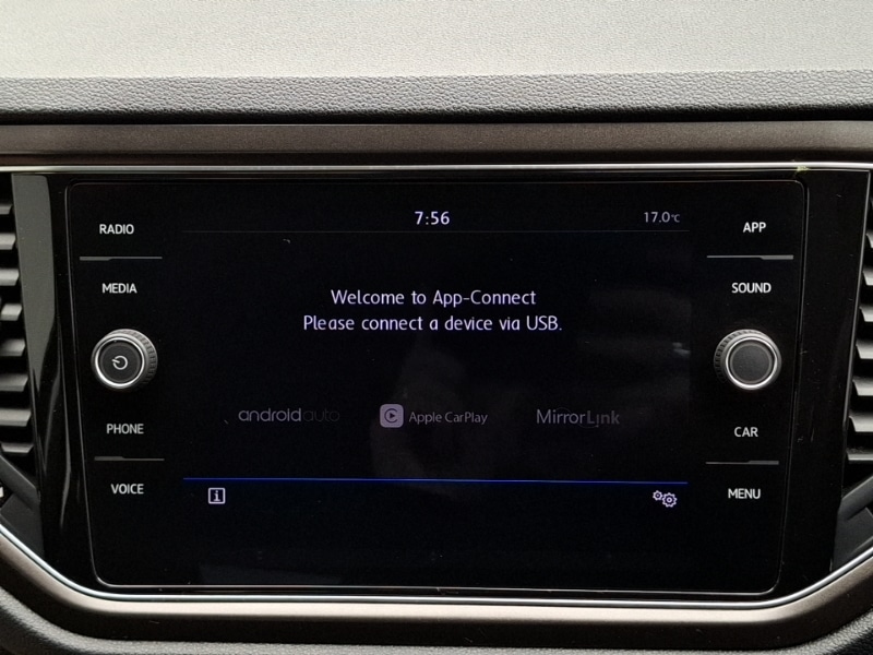 Used Volkswagen T-Roc 2018 for sale - 76589357: Photo 14