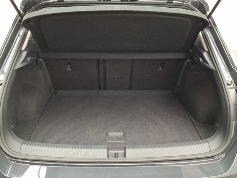 Used Volkswagen T-Roc 2018 for sale - 76589357: Photo 8