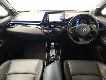 Used Toyota C-HR 2017 for sale - 78178525: Photo
