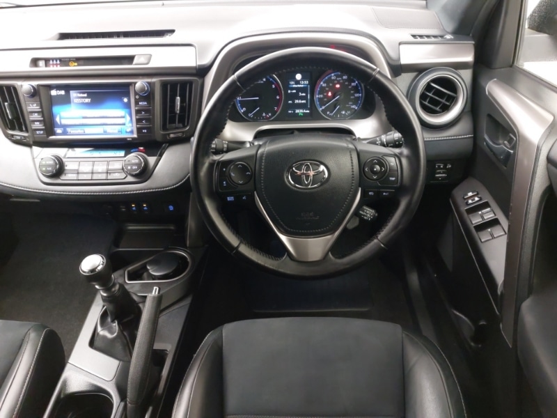 Used Toyota RAV4 2017 for sale - 77832236: Photo 7