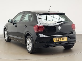 Used Volkswagen Polo 2019 for sale - 77660862: Photo