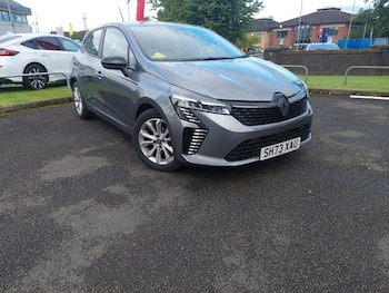 Used Renault Clio 2024 for sale - 79694541: Photo