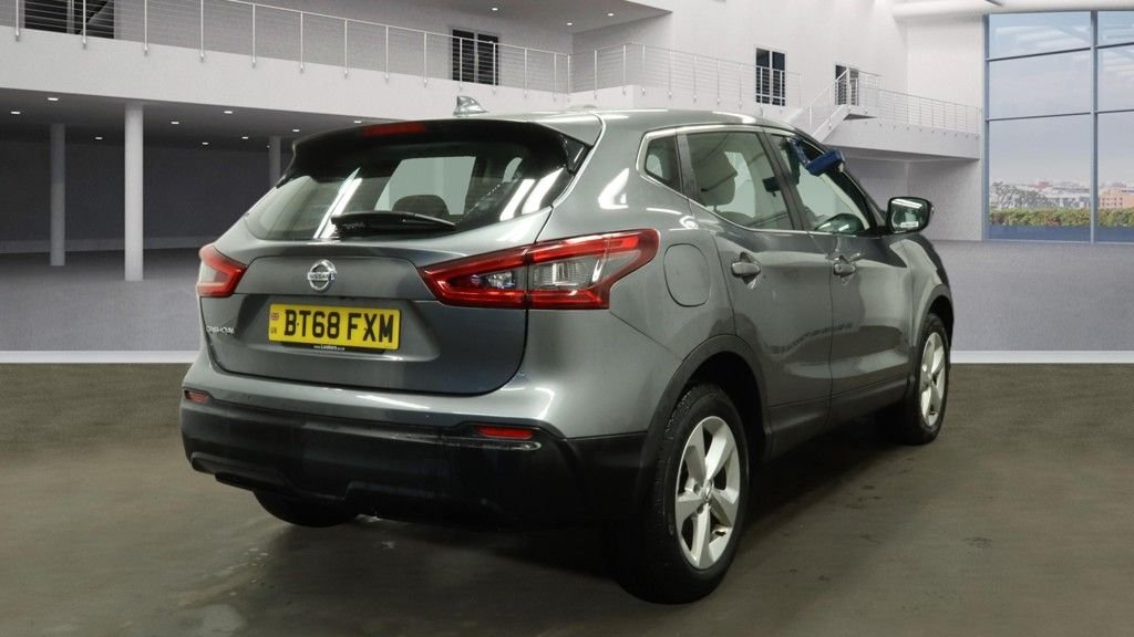 Used Nissan Qashqai 2018 for sale - 77356257: Photo 4