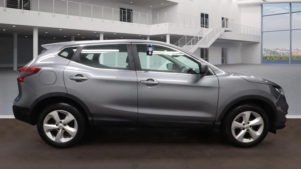 Used Nissan Qashqai 2018 for sale - 77356257: Photo 5