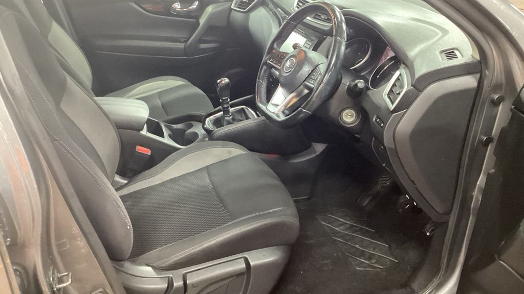 Used Nissan Qashqai 2018 for sale - 77356257: Photo 8