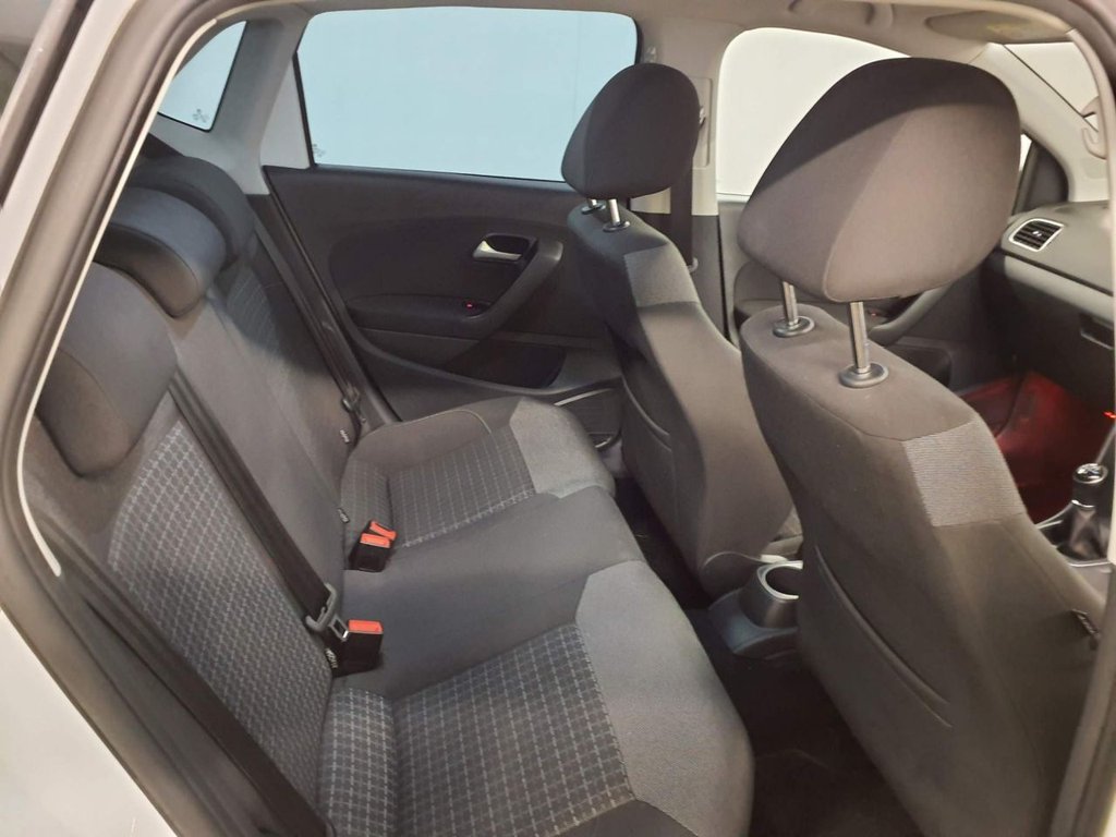 Used Volkswagen Polo 2015 for sale - 77212912: Photo 11