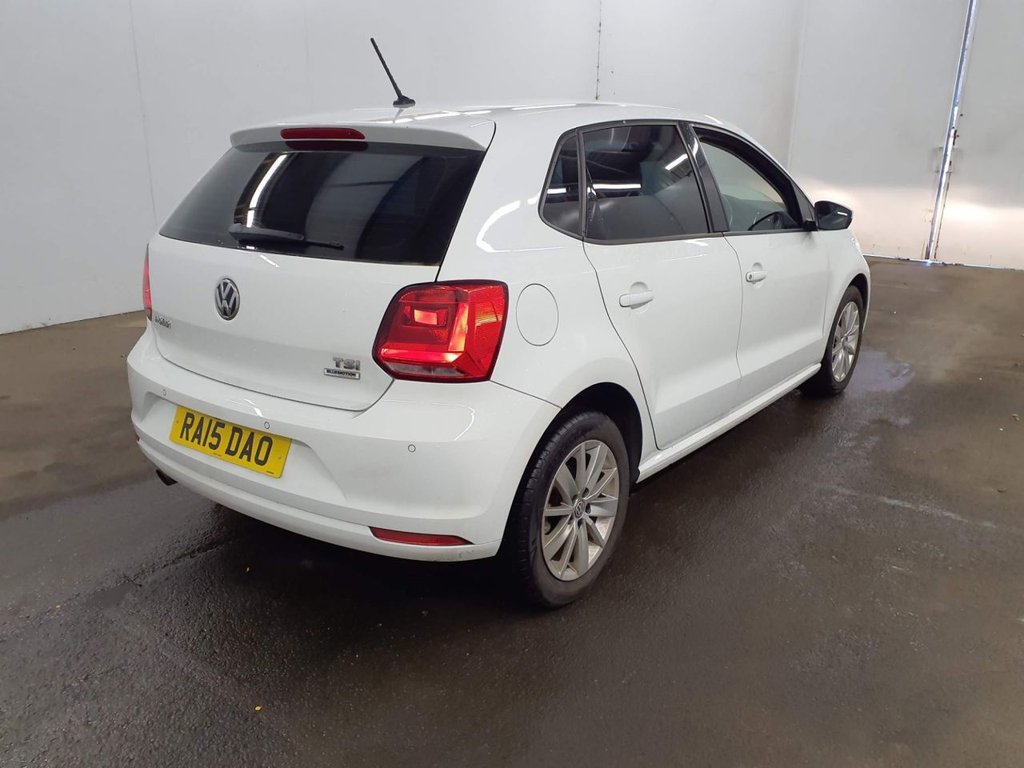 Used Volkswagen Polo 2015 for sale - 77212912: Photo 8