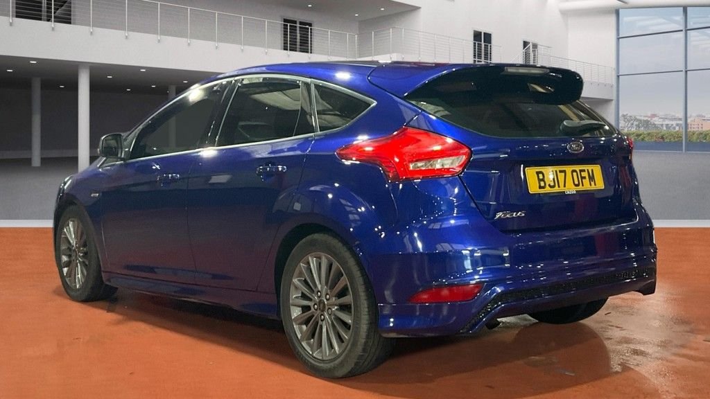 Used Ford Focus 2017 for sale - 77356220: Photo 3