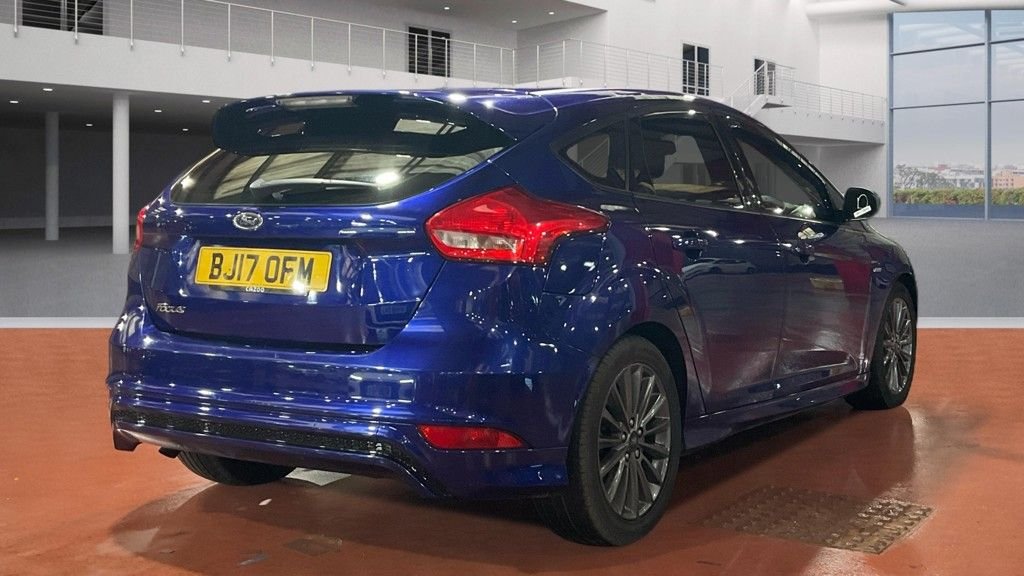 Used Ford Focus 2017 for sale - 77356220: Photo 4