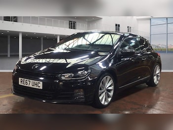 Used Volkswagen Scirocco 2017 for sale - 76797944: Photo