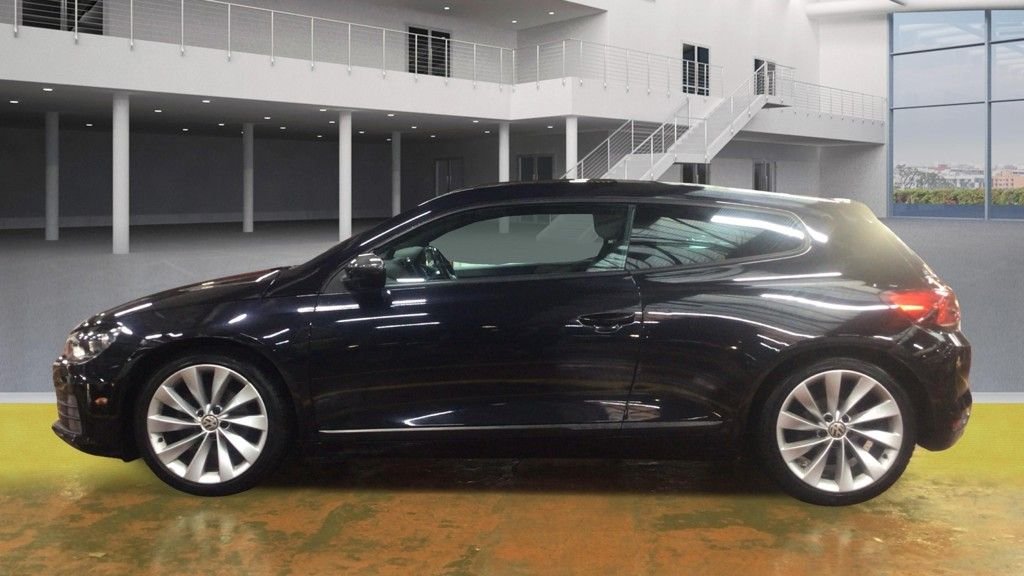 Used Volkswagen Scirocco 2017 for sale - 76797944: Photo 6