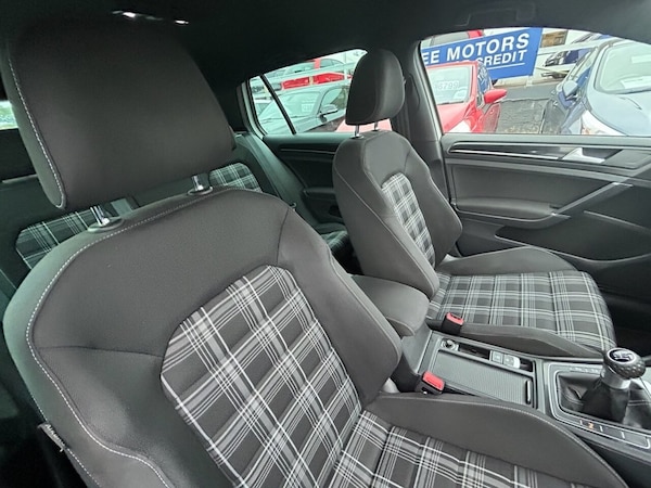 Used Volkswagen Golf 2015 for sale - 76273913: Photo 14