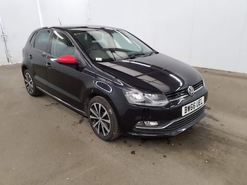 Used Volkswagen Polo 2017 for sale - 78372339: Photo