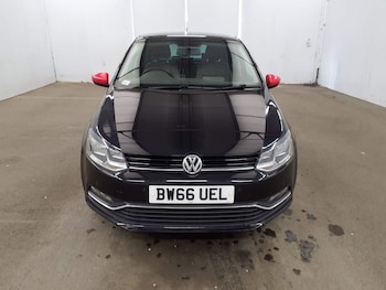 Used Volkswagen Polo 2017 for sale - 78372339: Photo