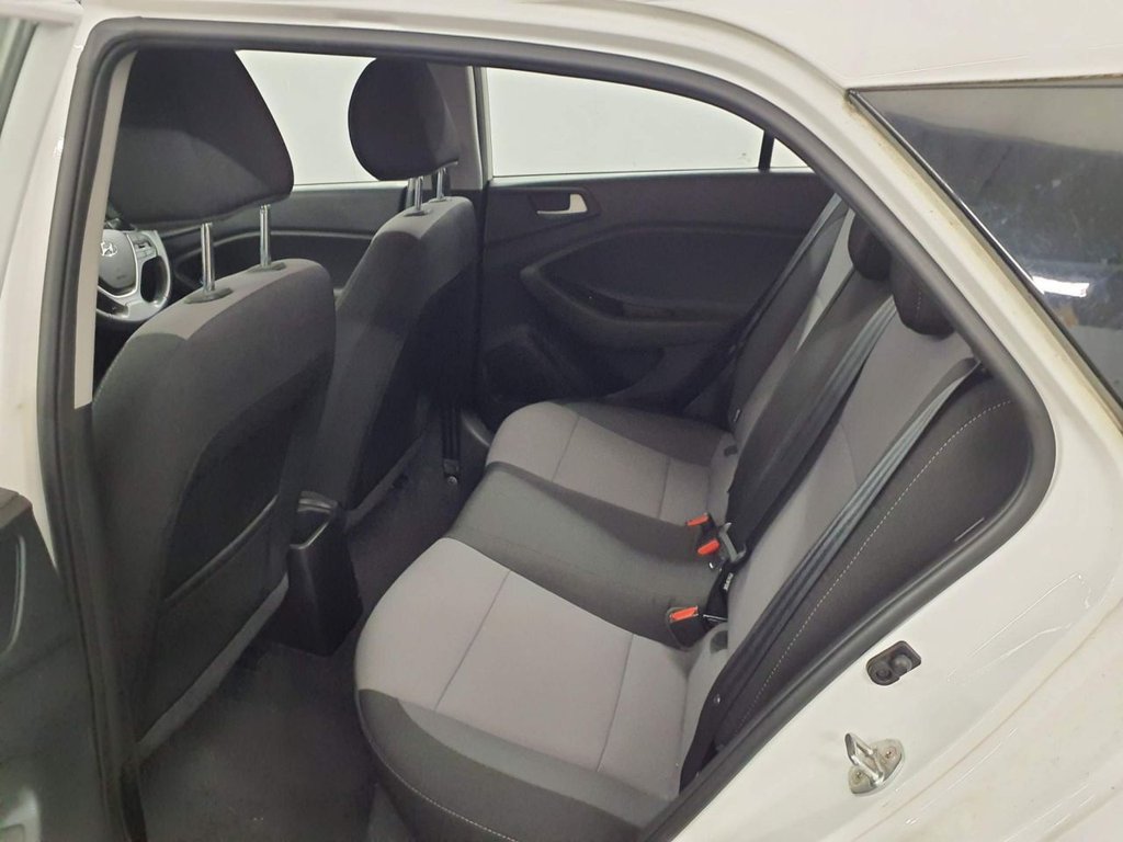 Used Hyundai i20 2017 for sale - 78017695: Photo 10