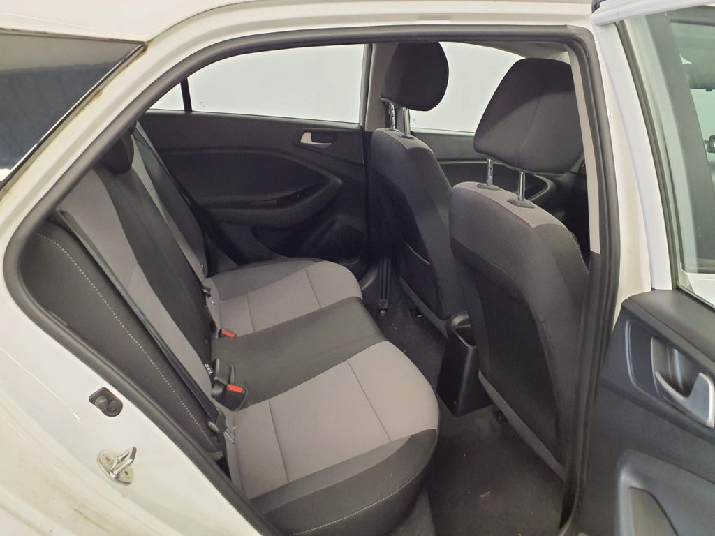 Used Hyundai i20 2017 for sale - 78017695: Photo 11