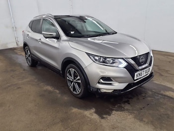 Used Nissan Qashqai 2017 for sale - 77821084: Photo