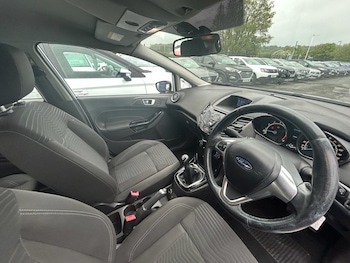 Used Ford Fiesta 2015 for sale - 78682591: Photo