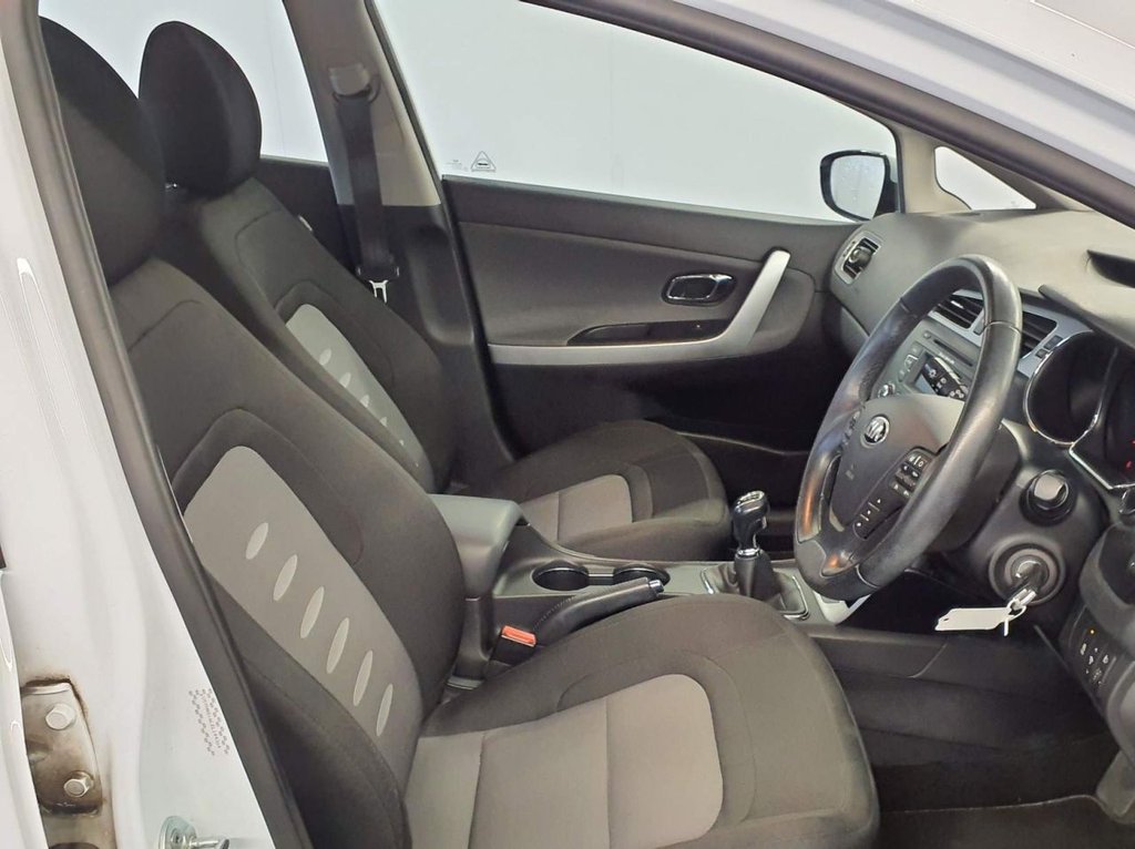 Used Kia Ceed 2014 for sale - 77571939: Photo 2