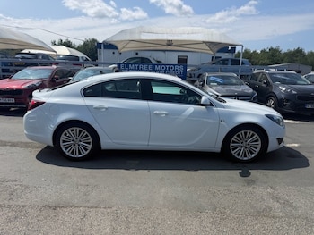 Used Vauxhall Insignia 2015 for sale - 79265157: Photo