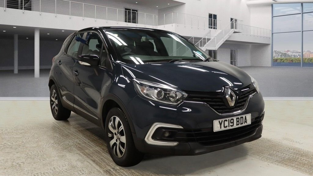 Used Renault Captur 2019 for sale - 77356711: Photo 1
