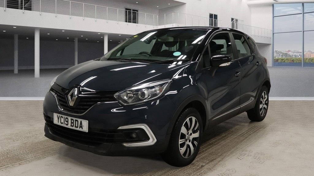 Used Renault Captur 2019 for sale - 77356711: Photo 2
