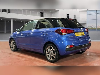 Used Hyundai i20 2019 for sale - 77583365: Photo