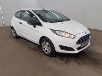 2014 (14) - 1.2 Petrol, Studio Edition, Hatchback, 3 Door, Manual, £35 Yearly Road Tax