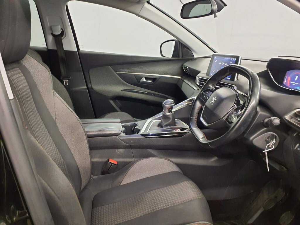 Used Peugeot 3008 2018 for sale - 77719904: Photo 2