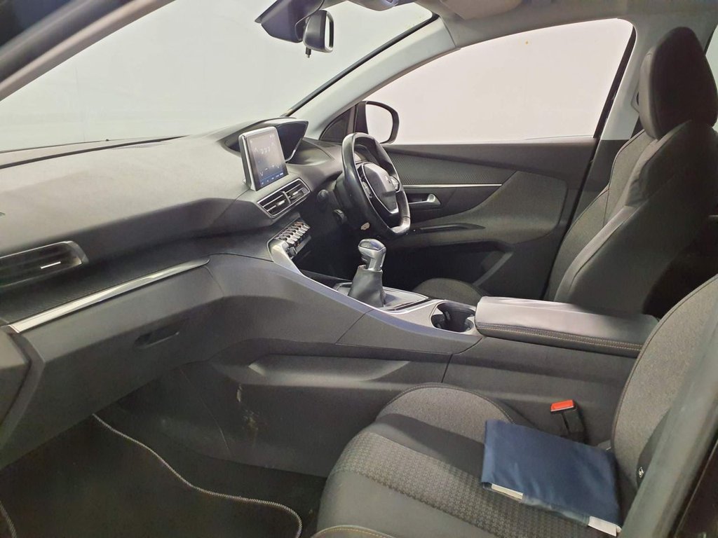 Used Peugeot 3008 2018 for sale - 77719904: Photo 9